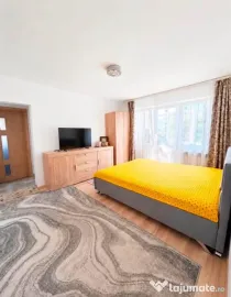 Apartament 2 camere complet renovat etaj 1