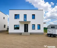Casa noua Albota 188 mp, teren 420mp, se preda la cheie 