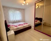 Apartament 3 camere zona Astra - renovat recent 
