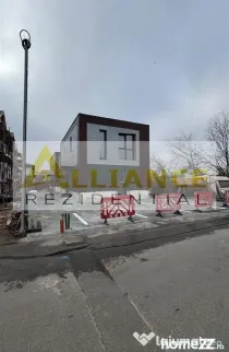 Vila 4 camere de vanzare || aproape de Primărie || campu...