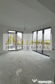 Vila 4 camere de vanzare || aproape de Primărie || campu...