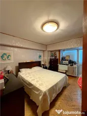 4 camere B-dul Decebal, stradal 
