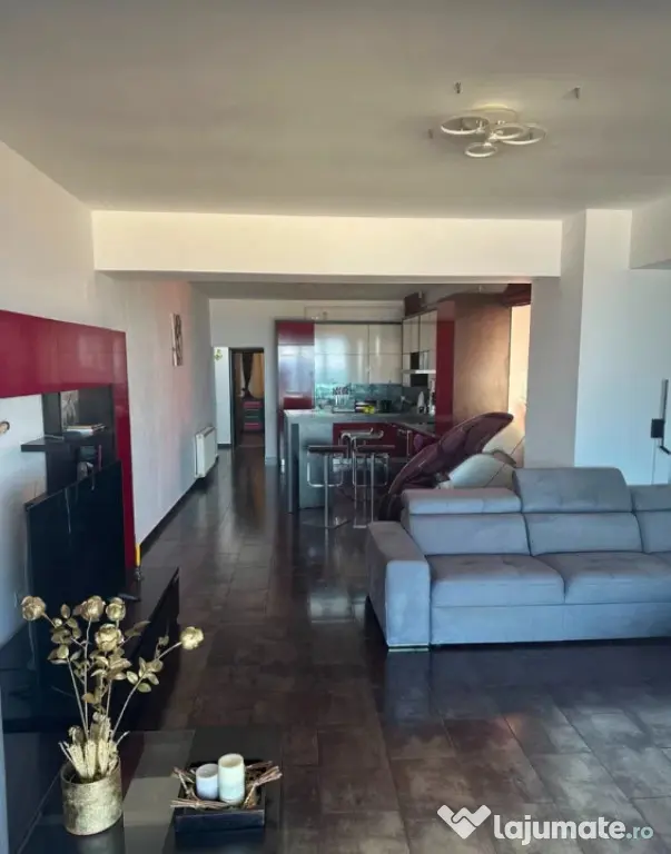 Apartament 3 camere de inchiriat | Vedere la mare | Plaja Re