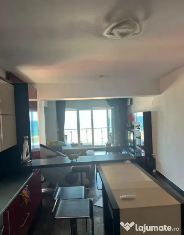 Apartament 3 camere de inchiriat | Vedere la mare | Plaja Re