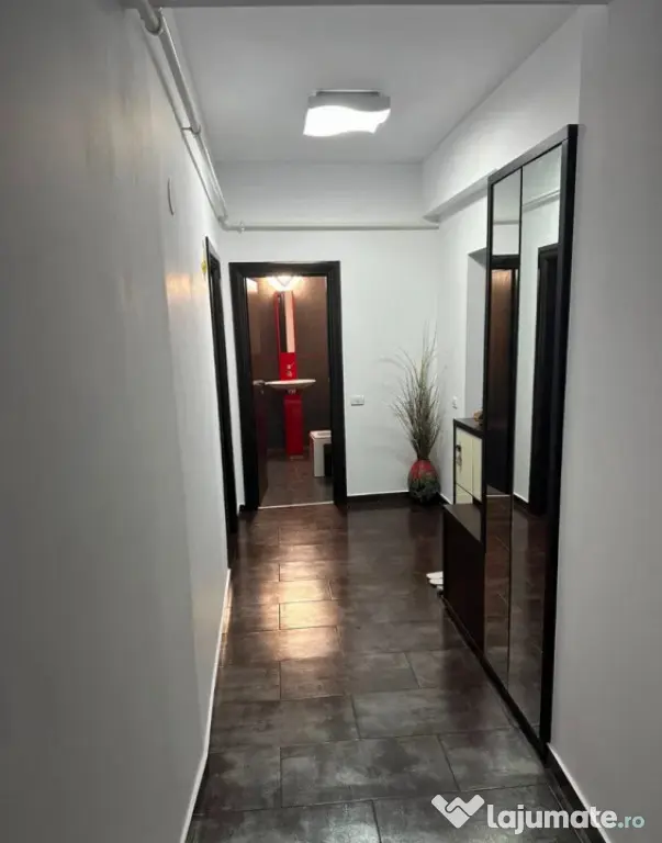 Apartament 3 camere de inchiriat | Vedere la mare | Plaja Re