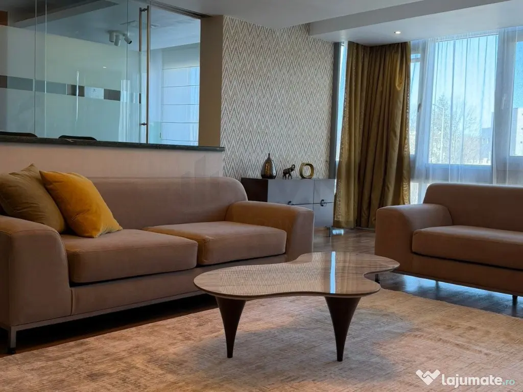 Apartament 3 camere cu piscina parcare subterana Erou Ian...