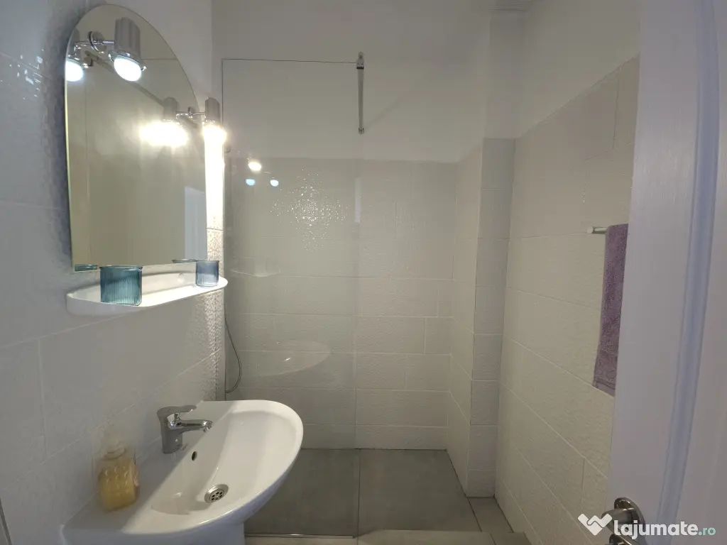 Inchiriez apartament 2 camere