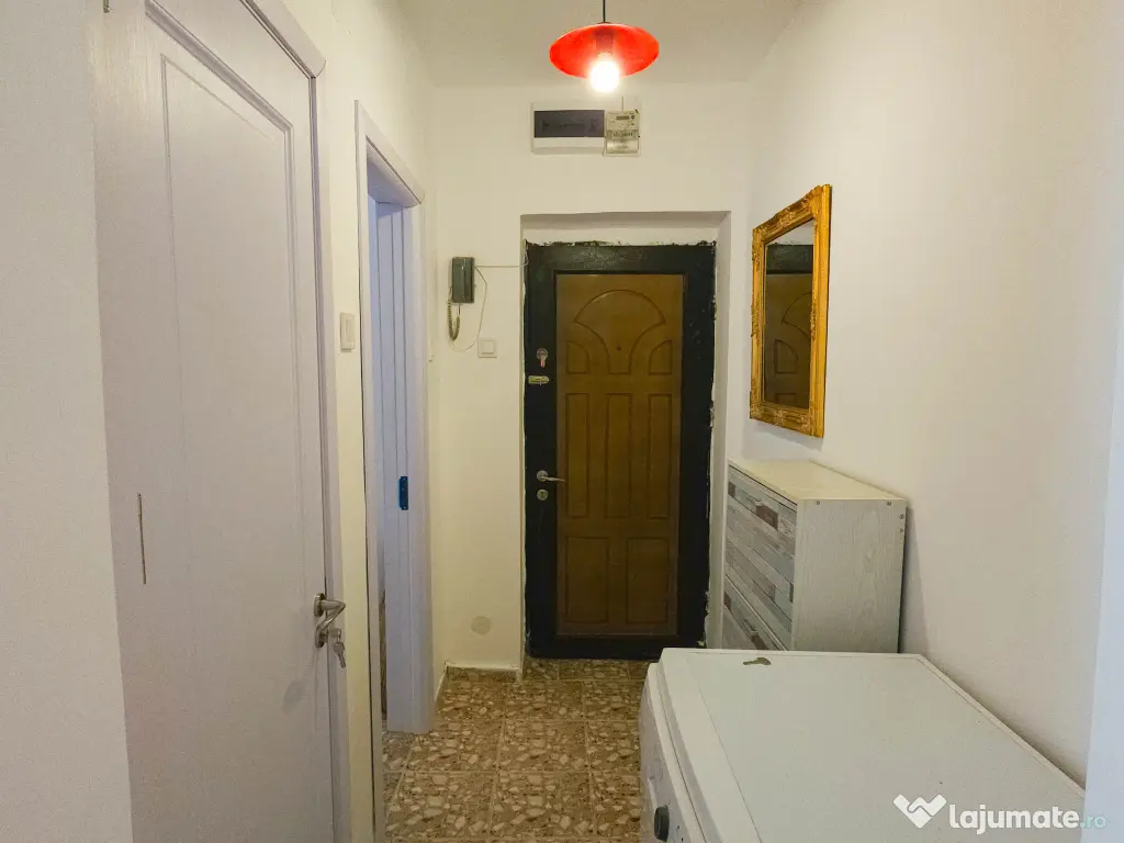 Inchiriez apartament 2 camere