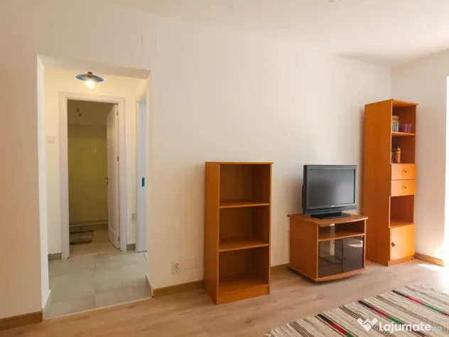 Inchiriez apartament 2 camere