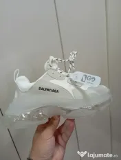 balenciaga Triple S 
