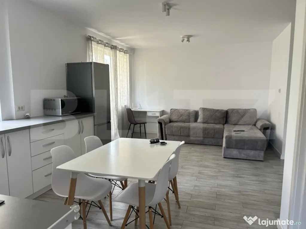 Apartament 2 camere semidecomandat, 49 mp – zona BMW, Avra
