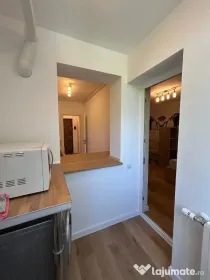 Timpuri noi tineretului piscului etaj 4