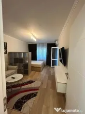 Timpuri noi tineretului piscului etaj 4 
