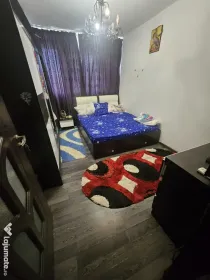 Proprietar vand apartament 2 camere central