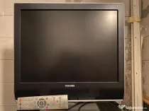 Vand tv Toshiba cu telecomanda