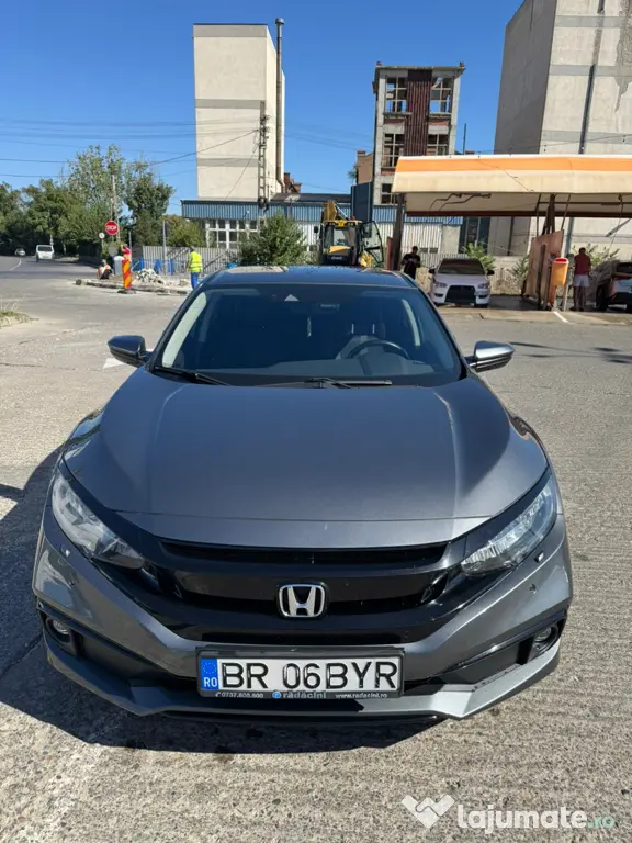 Honda Civic 18500 € (ușor negociabil)