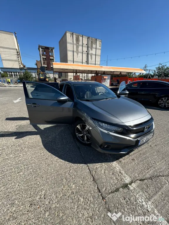 Honda Civic 18500 € (ușor negociabil)