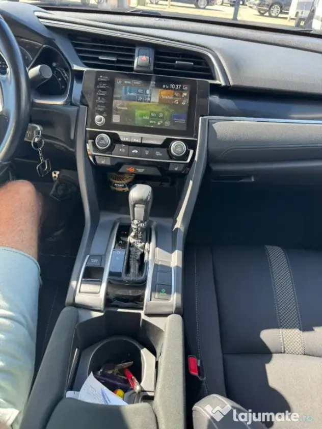 Honda Civic 18500 € (ușor negociabil)