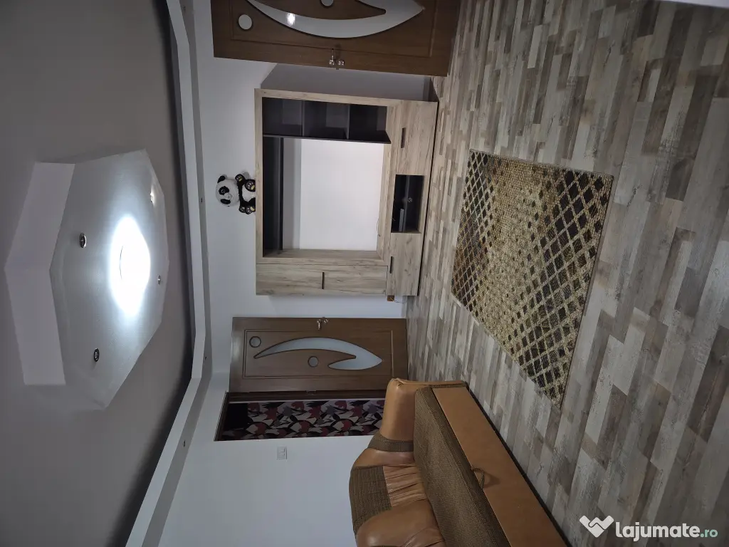 Închiriez apartament doua camere