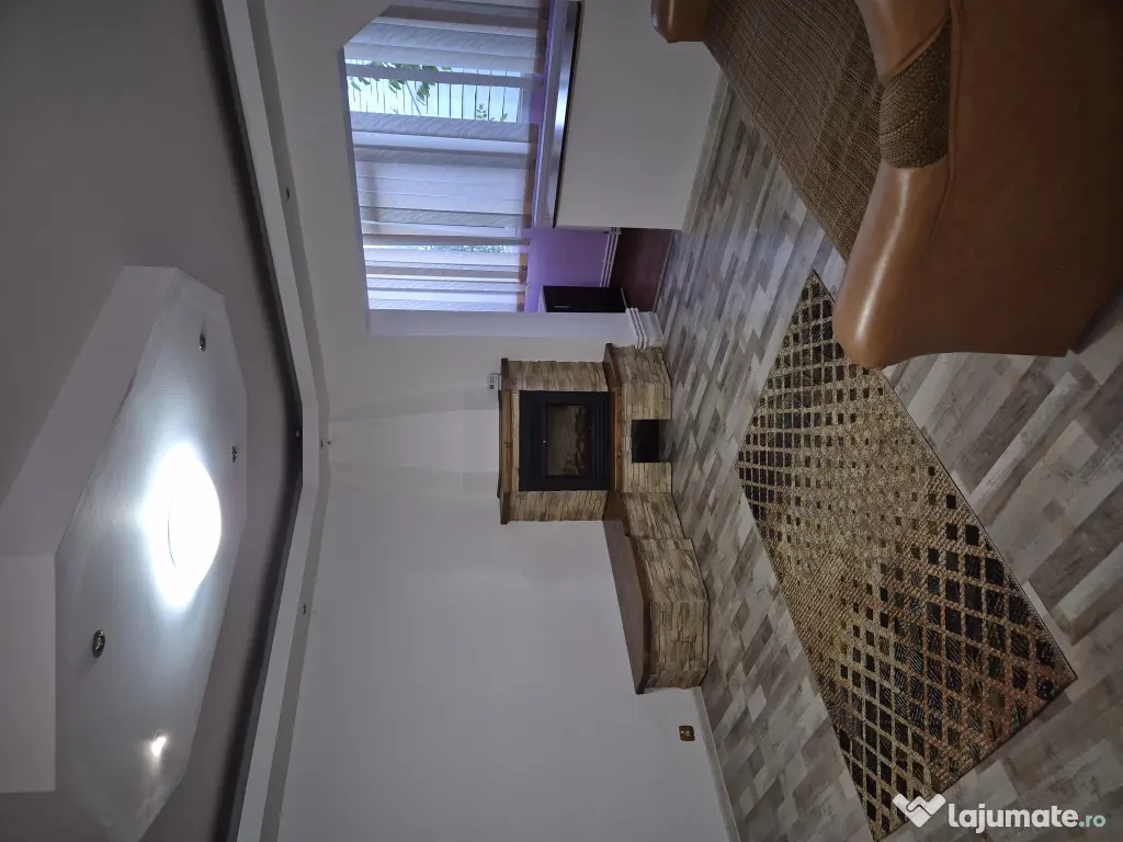 Închiriez apartament doua camere