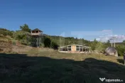 Conac boieresc 11 camere, cramă, terasă închisă 200 mp, 
