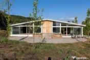 Conac boieresc 11 camere, cramă, terasă închisă 200 mp, 
