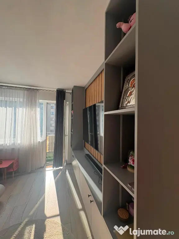 Apartament de 2 camere zona TRACTORUL,Str Nicolae Labis,