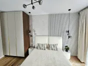 Apartament 3 camere 64 mp + logie 8 mp Floresit zona Tineret