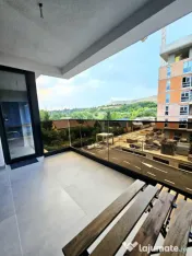 Apartament 3 camere 64 mp + logie 8 mp Floresit zona Tineret