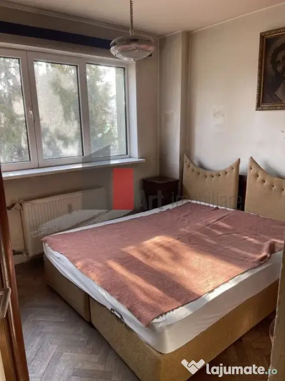 APARTAMENT 3 CAMERE -IANCU DE HUNEDOARA/ LANGA GUVERN