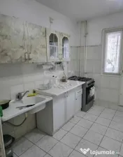 3 camere, 4/8, bloc 1981, 69 mp-Crangasi 