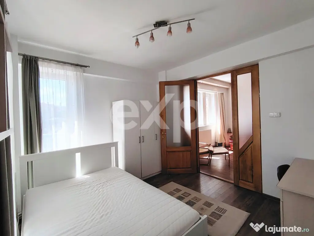Apartament spatios, 4 camere, cartierul Zorilor