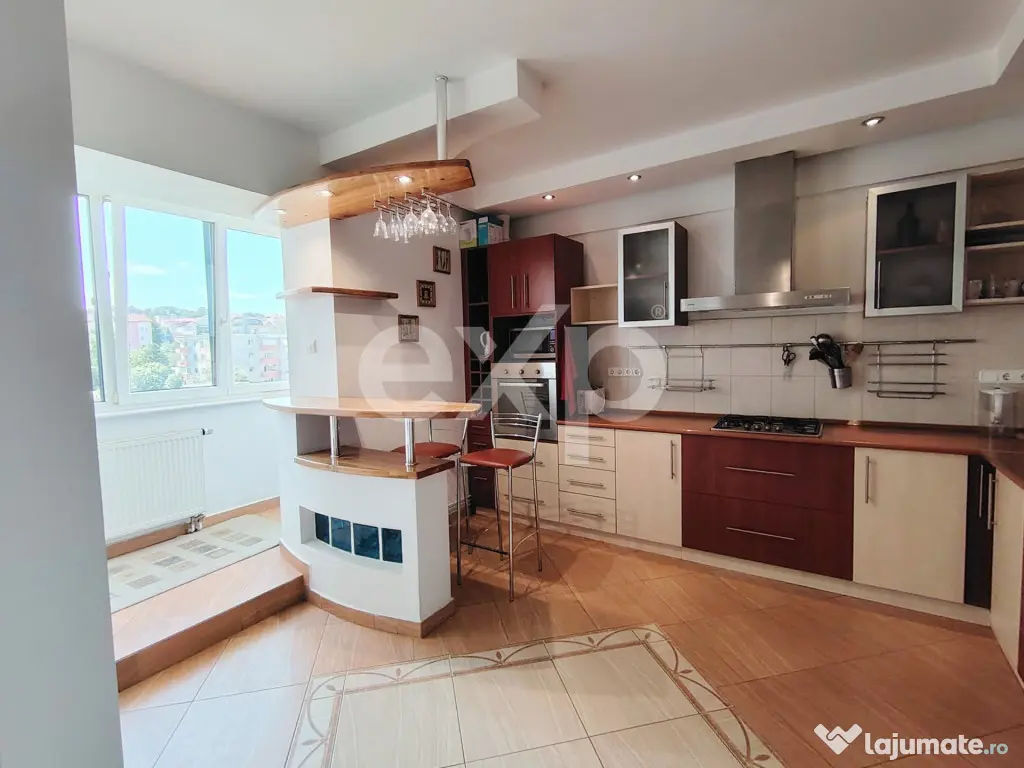 Apartament spatios, 4 camere, cartierul Zorilor