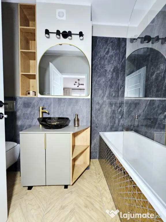 Apartament la cheie, lift, bucatarie separata, incalzire in
