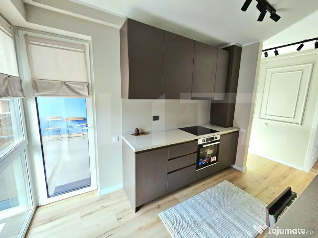 Apartament la cheie, lift, bucatarie separata, incalzire in