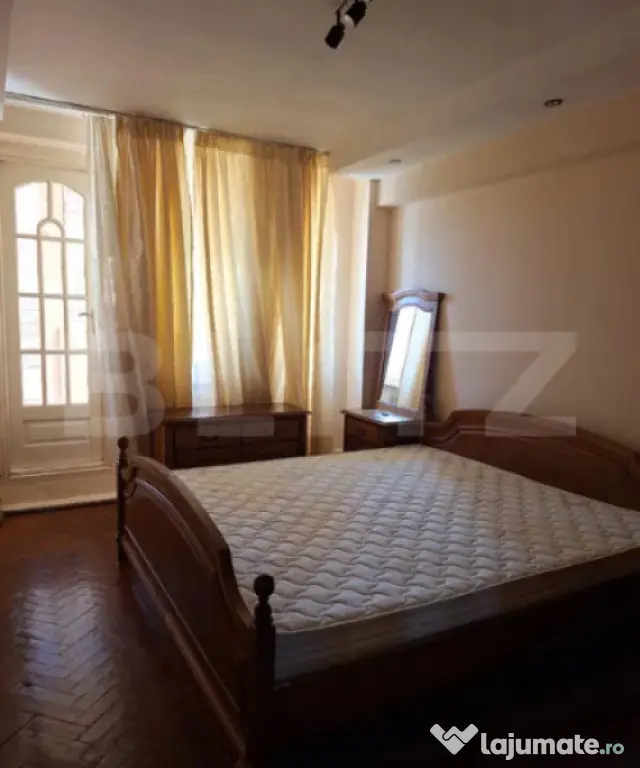 Apartament 3 camere de închiriat cu terasă în zona Gării