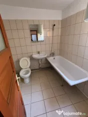 Spatiu de inchiriat pentru atelier / depozit / activitate co 