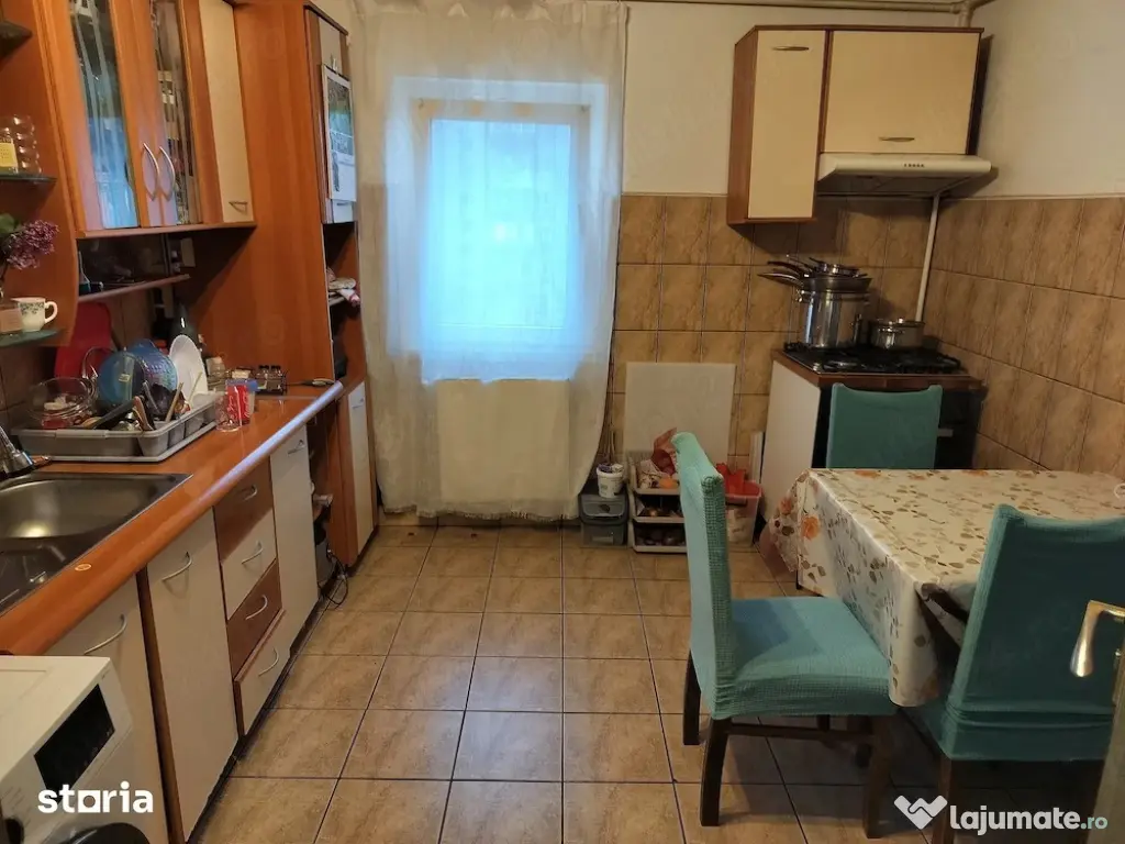 Vând apartament 2 camere
