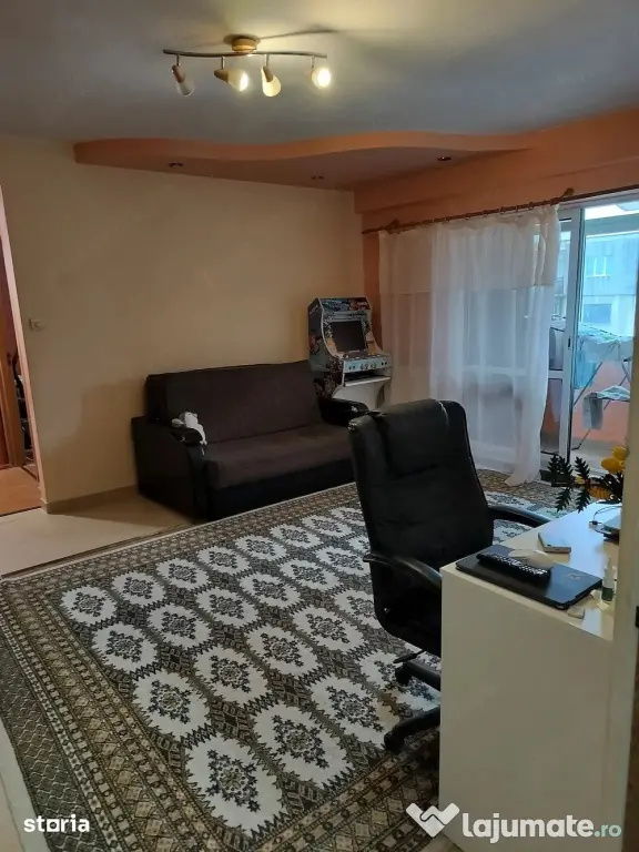 Vând apartament 2 camere