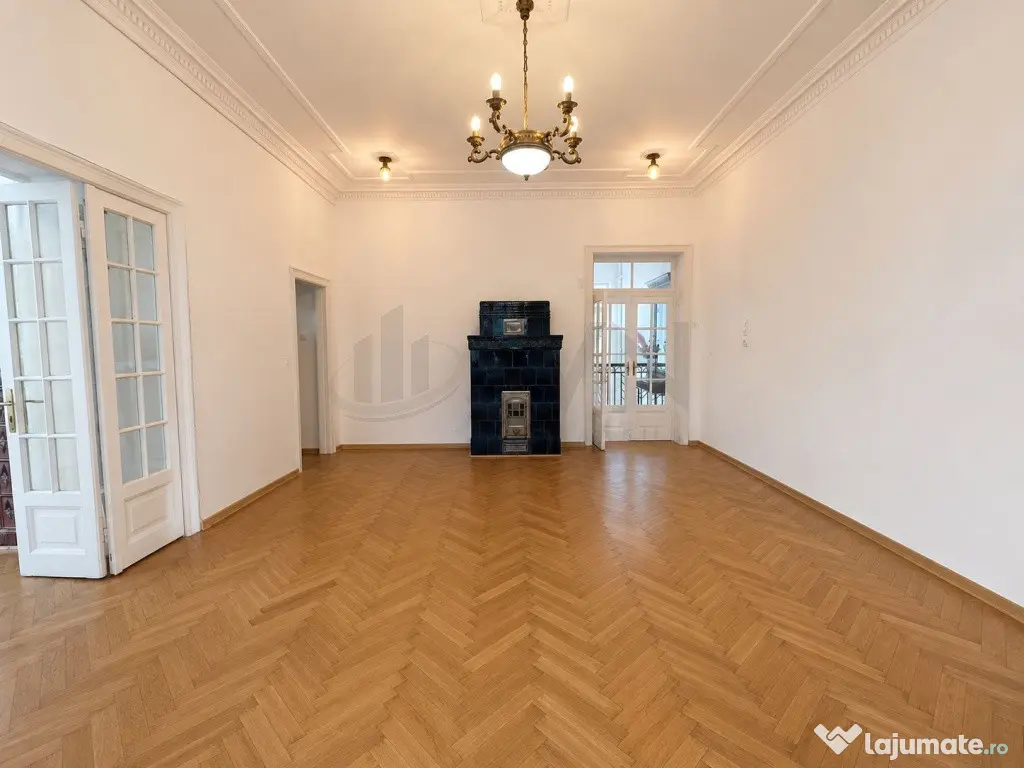 Spatiu comercial in vila Strada Paris complet renovat