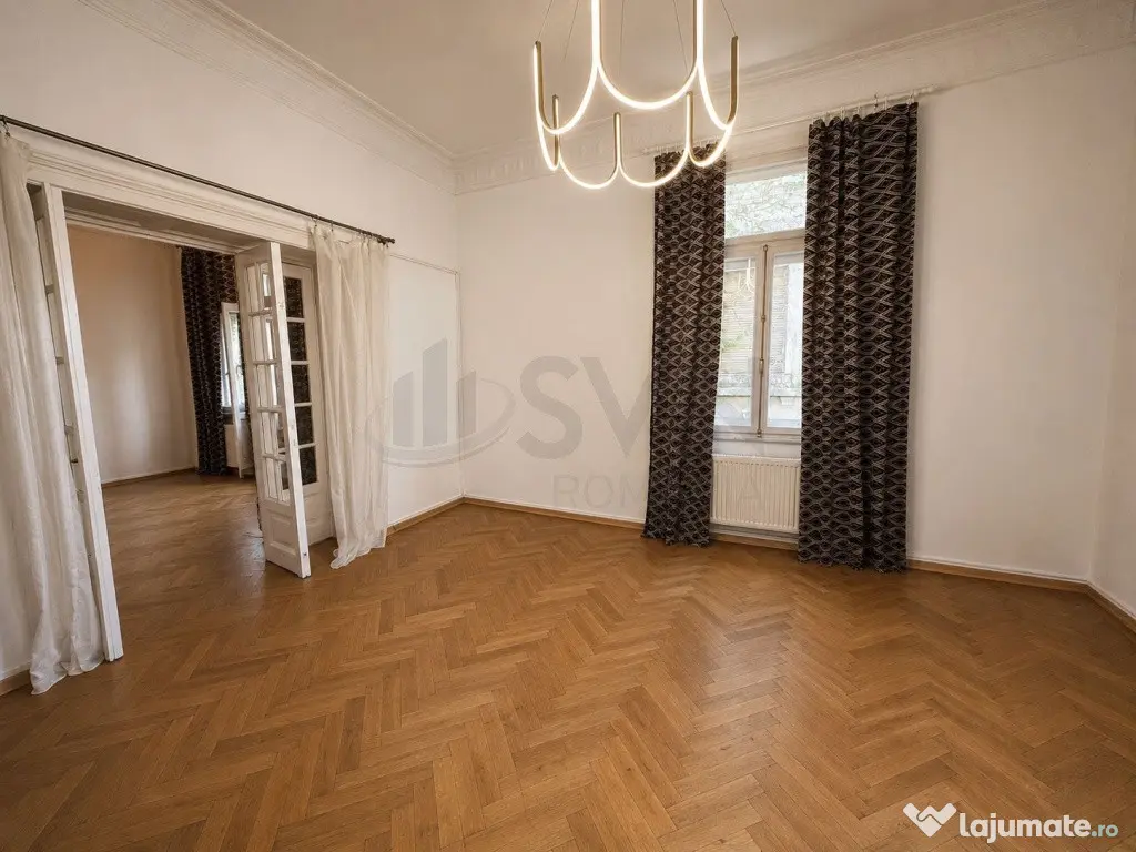 Spatiu comercial in vila Strada Paris complet renovat