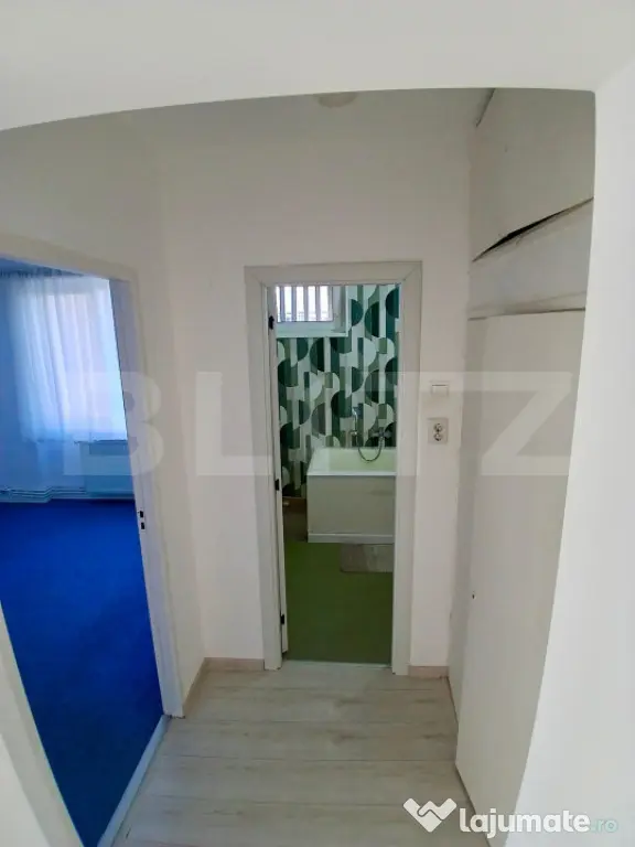 Apartament cu 2 camere 52 mp. semidecomandat, cu loc de parc