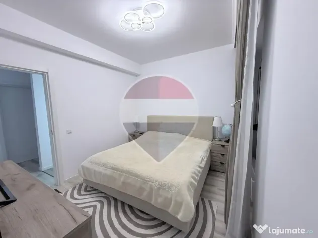 Vilă modernă de vânzare | 4 camere și terasă | Curte...