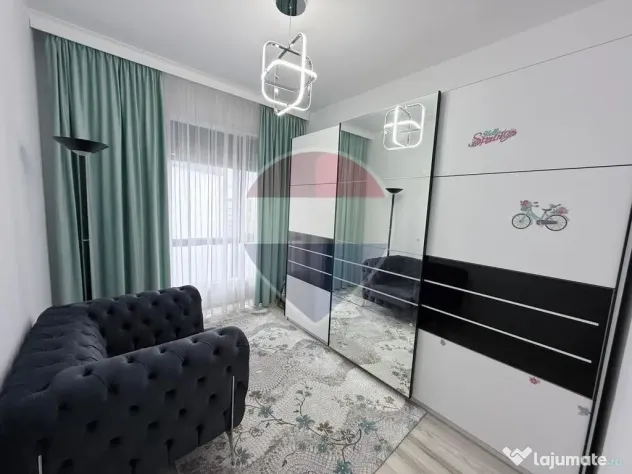 Vilă modernă de vânzare | 4 camere și terasă | Curte...