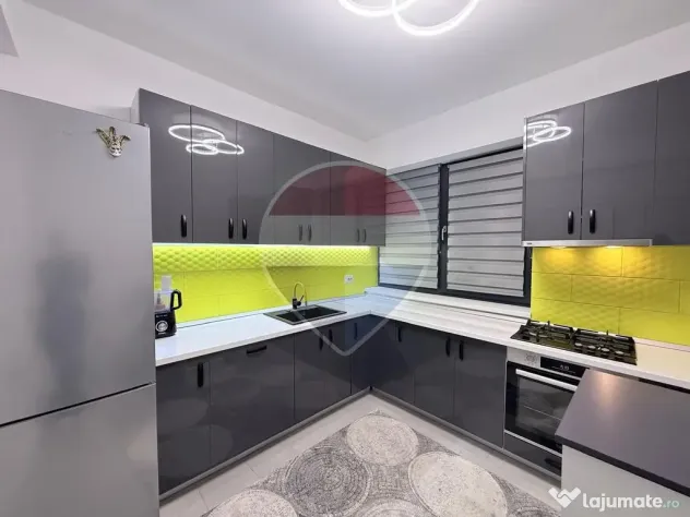 Vilă modernă de vânzare | 4 camere și terasă | Curte...