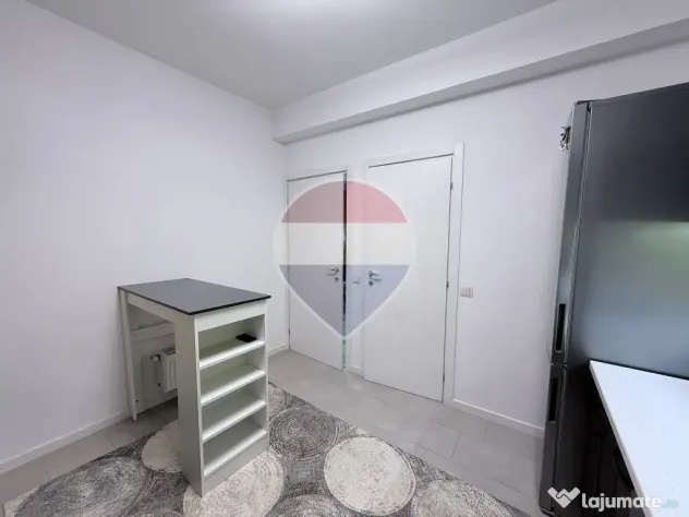 Vilă modernă de vânzare | 4 camere și terasă | Curte...