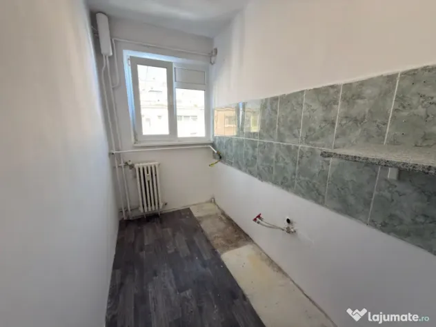 Apartament 2 camere- zona Malu Rosu