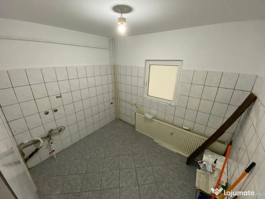 De vanzare/inchiriat spatiu comercial Siderurgistilor 82....