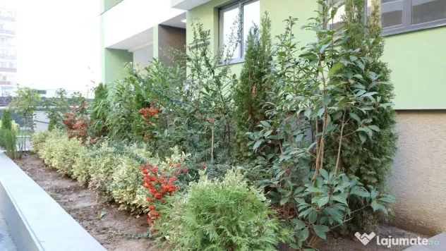 3 CAMERE LA PARTER CU CURTE PROPRIE DE 57MP, 2 BAI, POZIT...