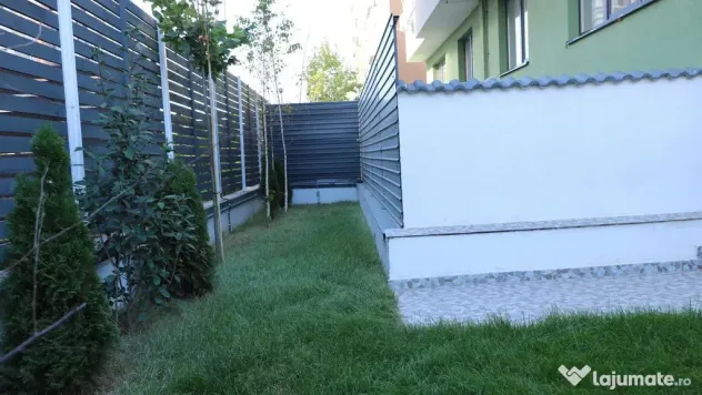 3 CAMERE LA PARTER CU CURTE PROPRIE DE 57MP, 2 BAI, POZIT...